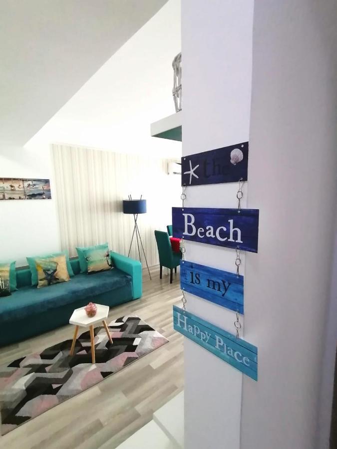 Blue Sky Summerland Apartment Mamaia Bagian luar foto